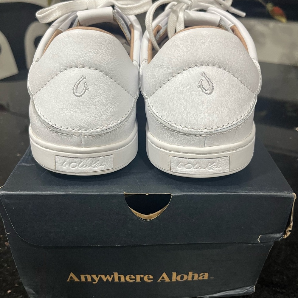 OluKai Pehuea Li 'IIi Women's Everyday Leather Sneakers 8.5 US White NEW - Picture 13 of 14